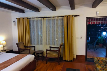 manu maharani cottages nainital, nainital lake facing hotel